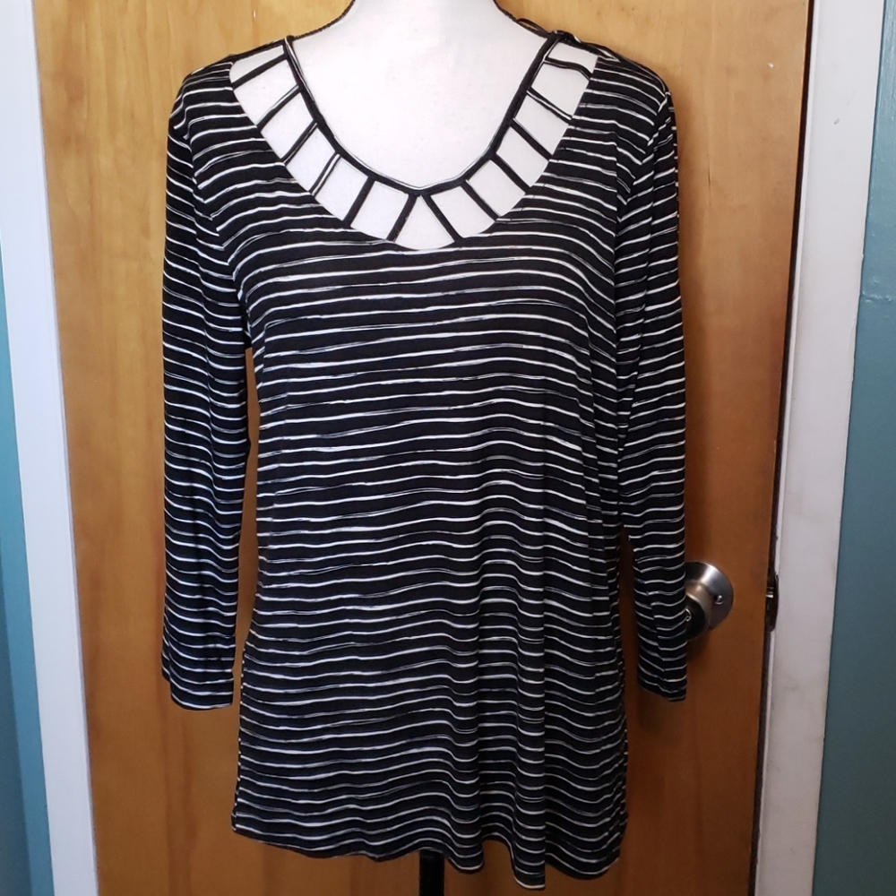 Dana Buchman top